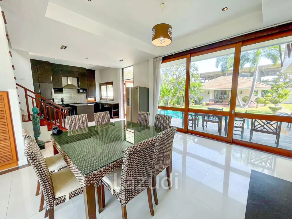 4 Bedroom Pool Villa 200 Meters From Dolphin Bay Beach