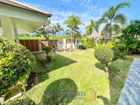 4 Bedroom Pool Villa 200 Meters From Dolphin Bay Beach