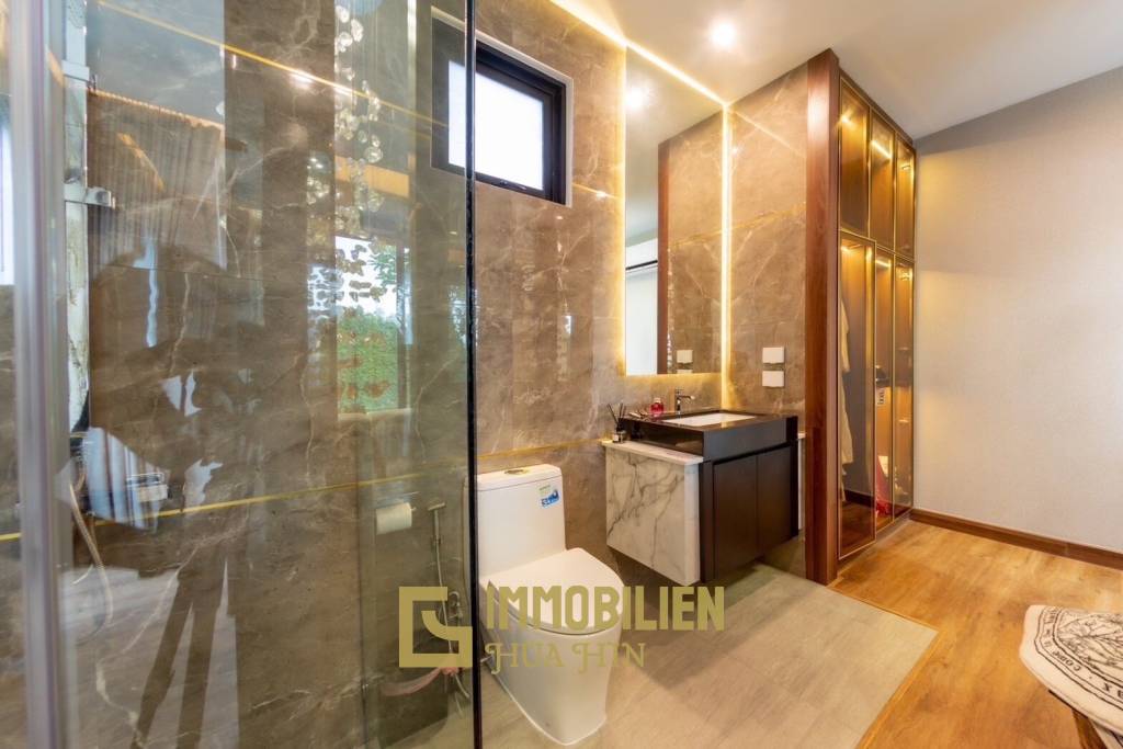 3 Bed 3 Bath 236 SQ,M IBreeze View Hua-Hin