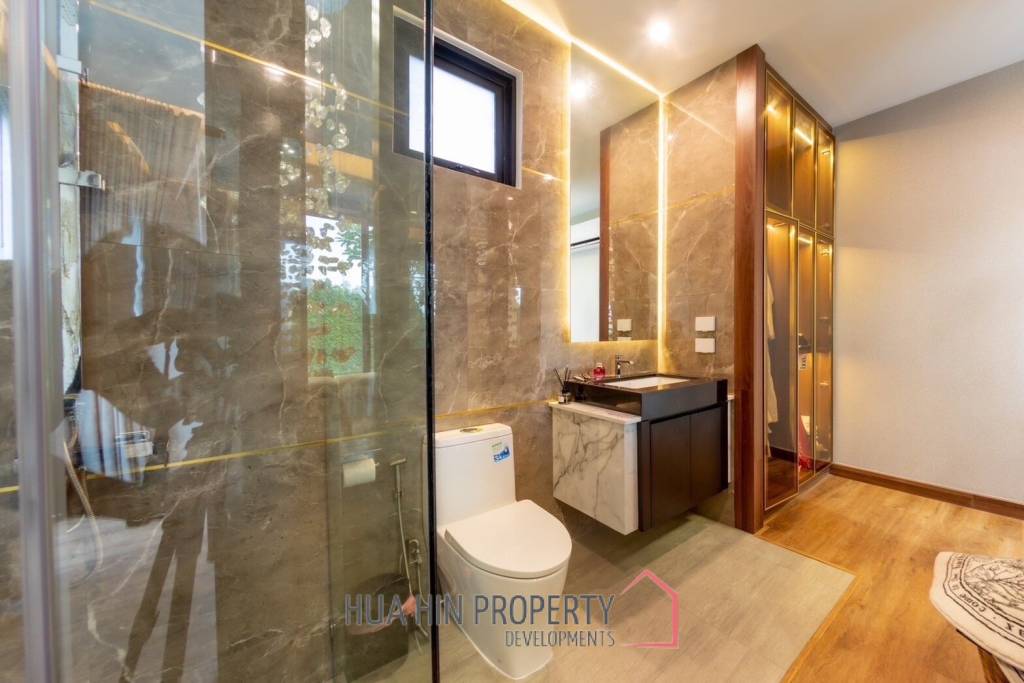 3 Bed 3 Bath 236 SQ,M IBreeze View Hua-Hin