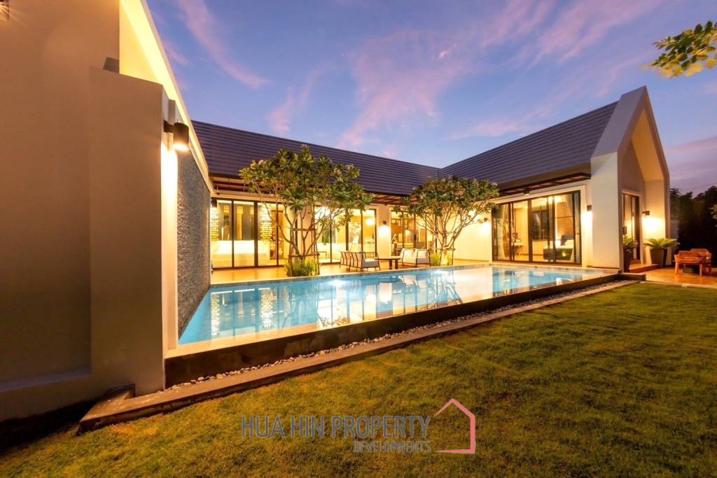 3 Bed 3 Bath 236 SQ,M IBreeze View Hua-Hin