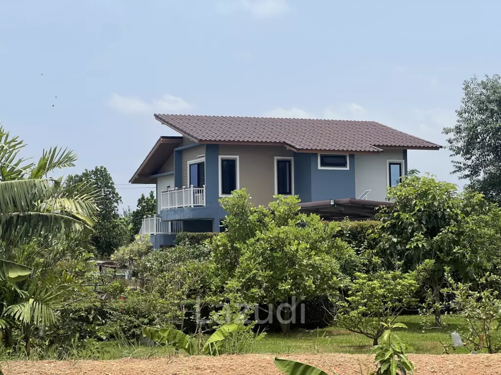 ขายบ้าน 2 ห้องนอนวิวภูเขา 180° พร้อมที่ดิน 4 ไร่