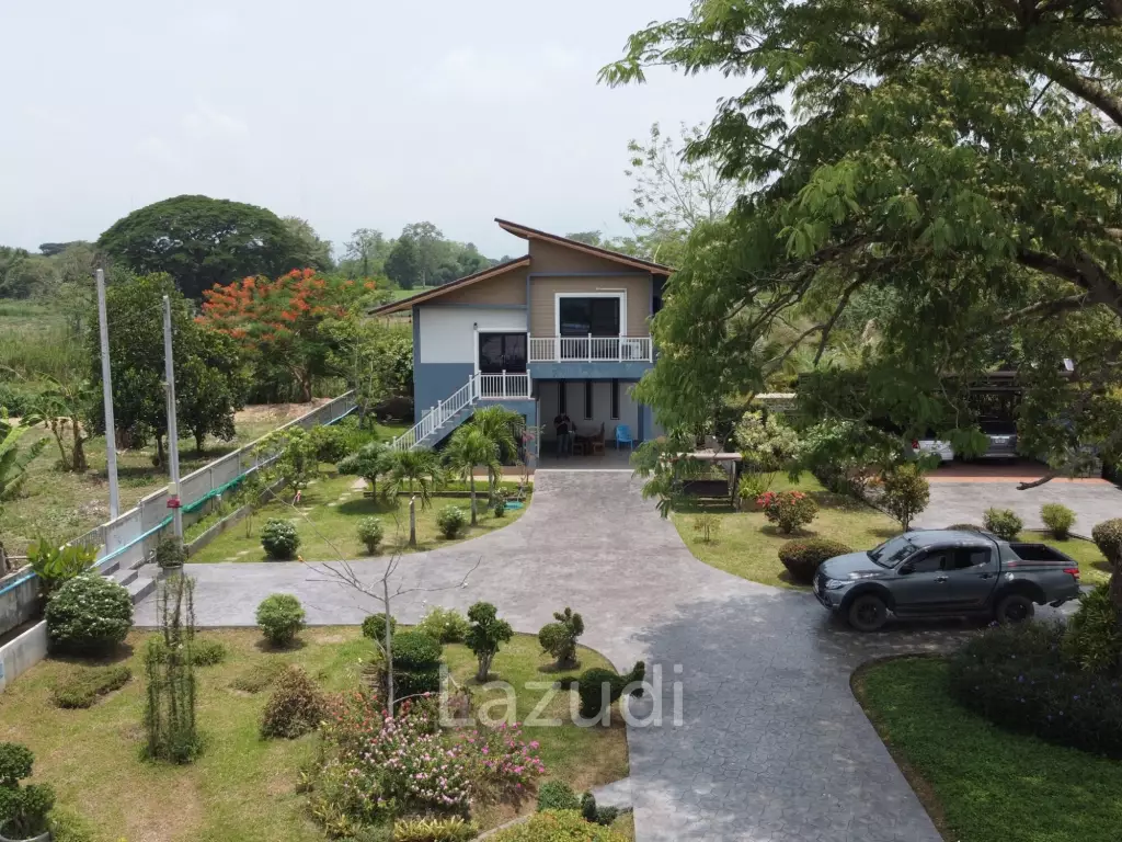ขายบ้าน 2 ห้องนอนวิวภูเขา 180° พร้อมที่ดิน 4 ไร่