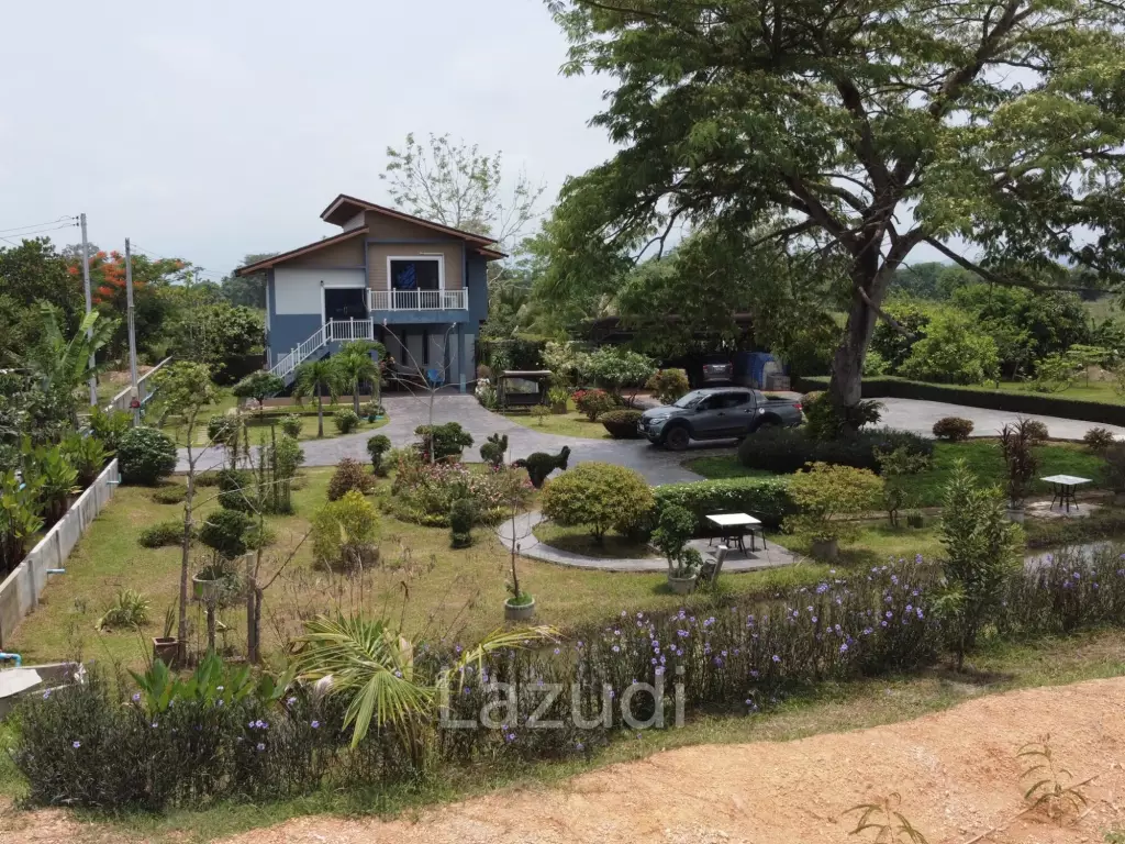 ขายบ้าน 2 ห้องนอนวิวภูเขา 180° พร้อมที่ดิน 4 ไร่