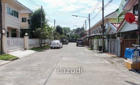 Townhouse for Sale in the Heart of the City