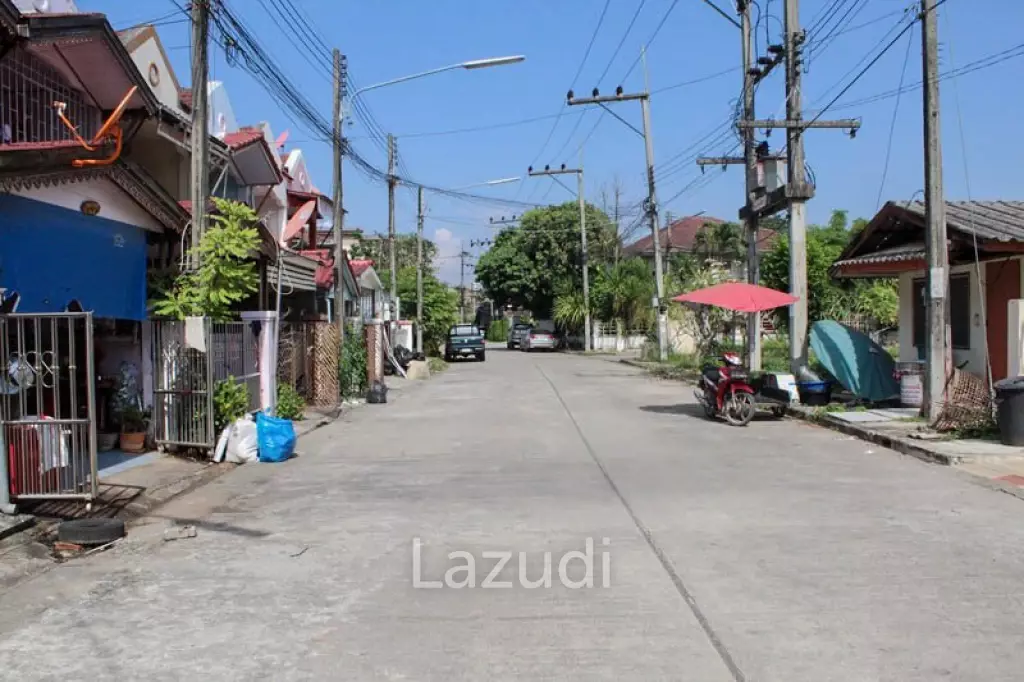 Townhouse for Sale in the Heart of the City
