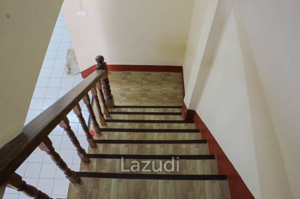 Townhouse for Sale in the Heart of the City