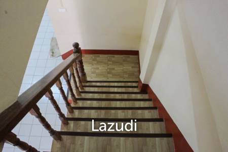 Townhouse for Sale in the Heart of the City