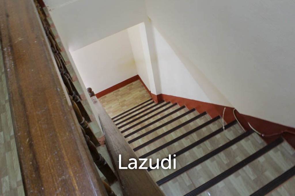 Townhouse for Sale in the Heart of the City