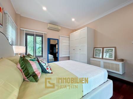 710 qm 3 Bett 3 Bad Villa Für Verkauf