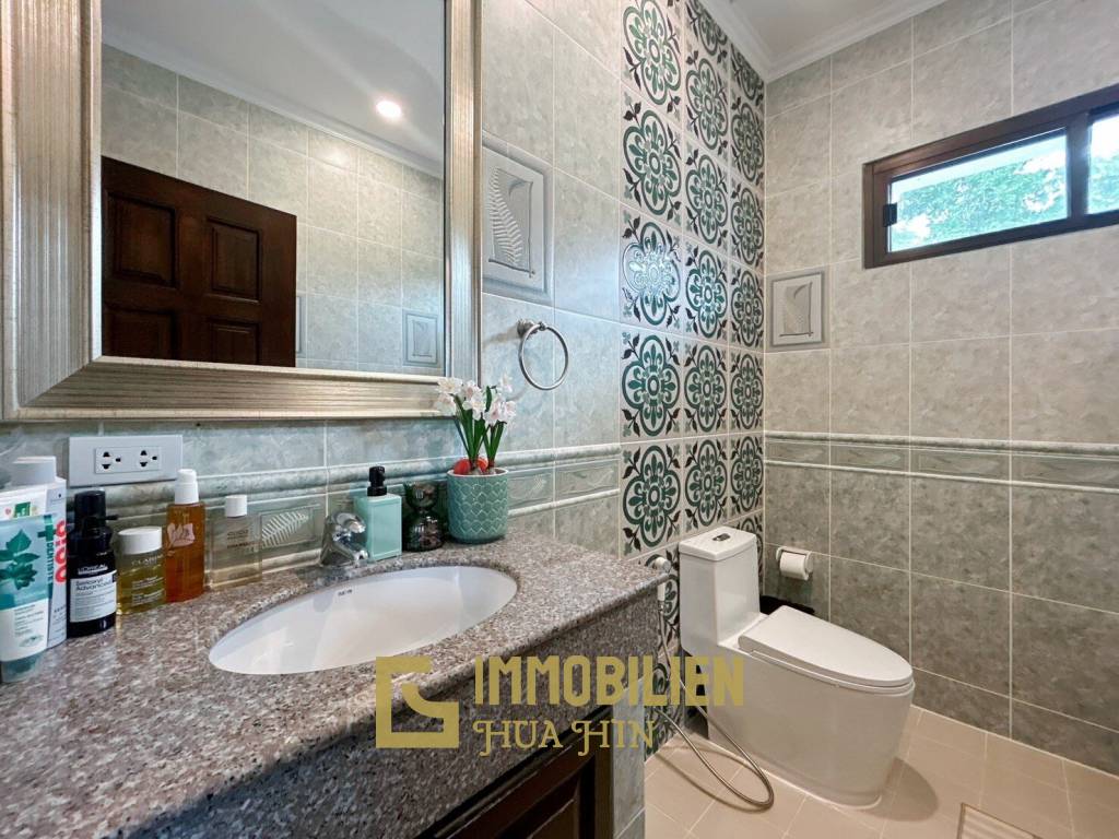 710 metro cuadrado 3 ` 3 Baño Villa de Venta