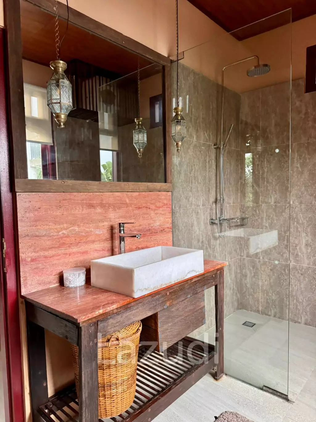 CHARMING UBUD VILLA WITH LEASEHOLD OWNERSHIP