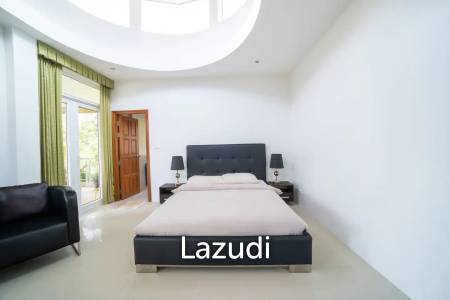 Kata 4 Bedroom Villa with Mountain/Sea View