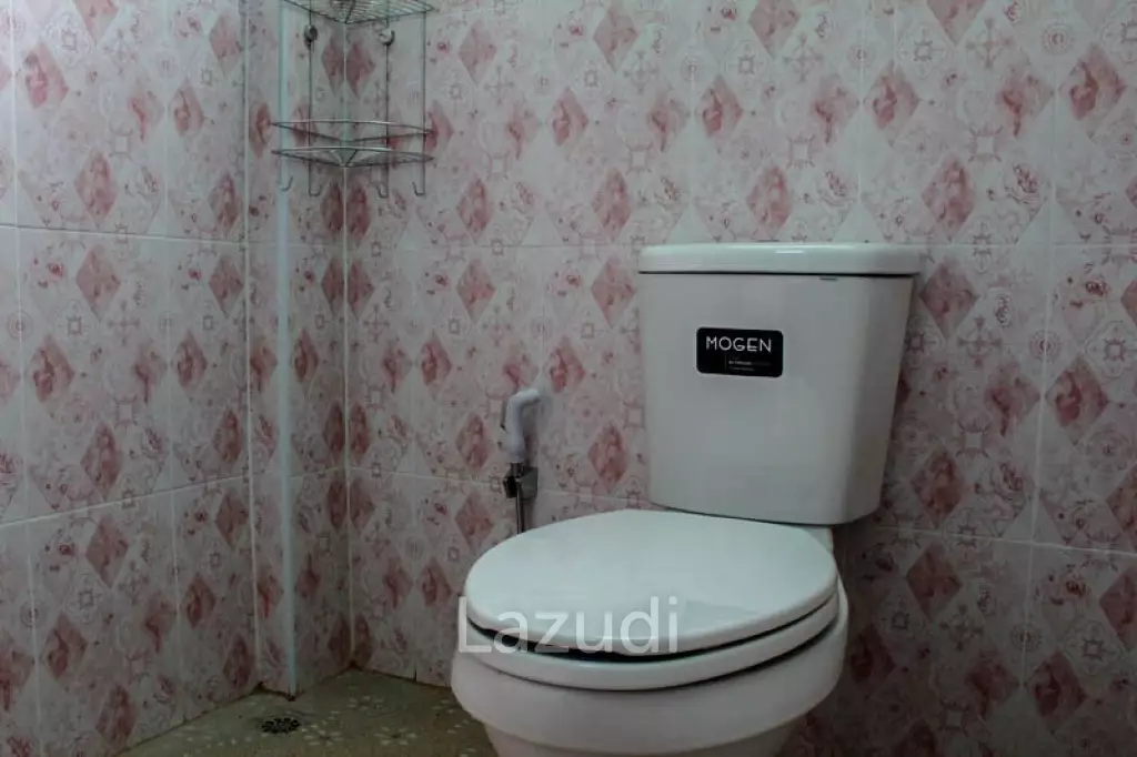Beautiful TownHouse in the Heart of Wiang Chai