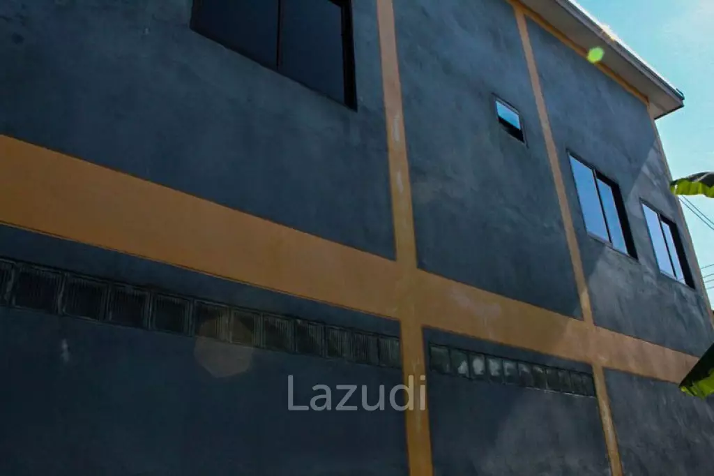 Townhouse for Sale in Wiang Chai