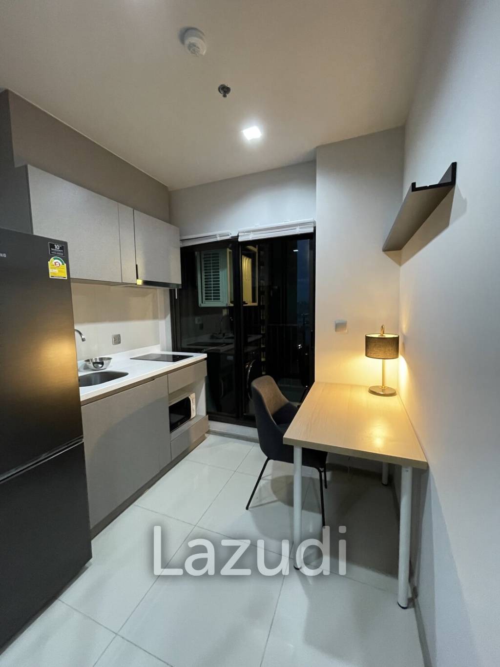 1 Bed 1 Bath 32 SQ.M LIFE Asoke - Rama 9