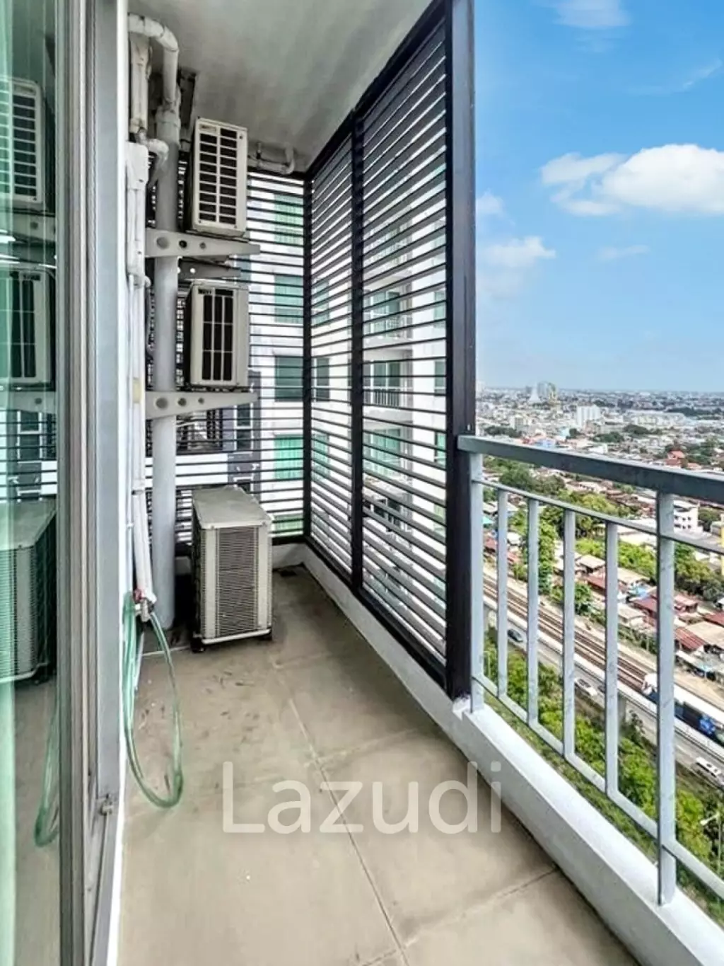 2 Bed 2 Bath 68 SQ.M The Room Sathorn-Taksin
