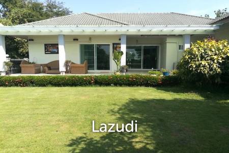 4 Bedrooms House In Si Wiang For Sale