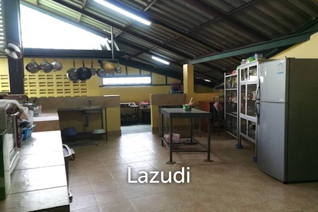 Nice house with bar area for Friends and family