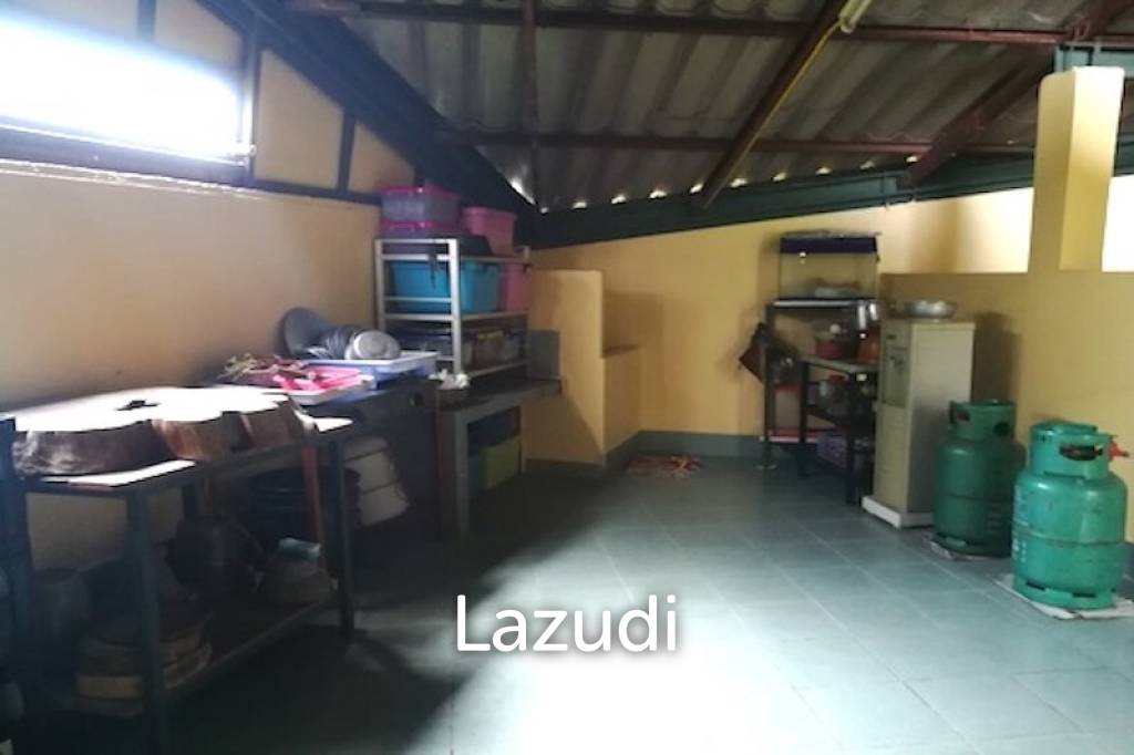 Nice house with bar area for Friends and family