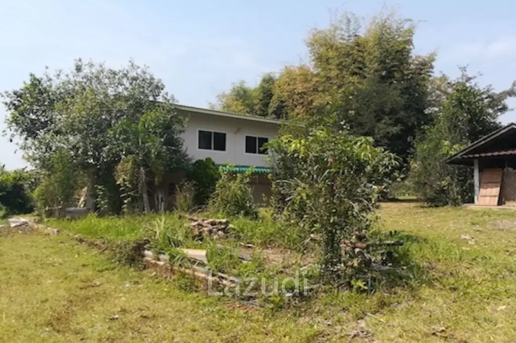 House on 8 rai of Land for Sale in Whiang Chai