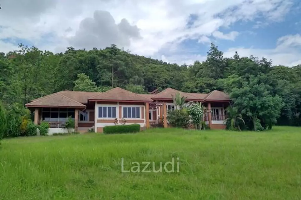 Large 4 Bedroom House for Rent