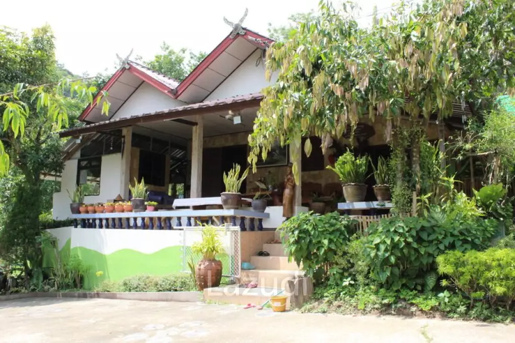 Beautiful Garden House 2 km. from Mae Fah Luang University