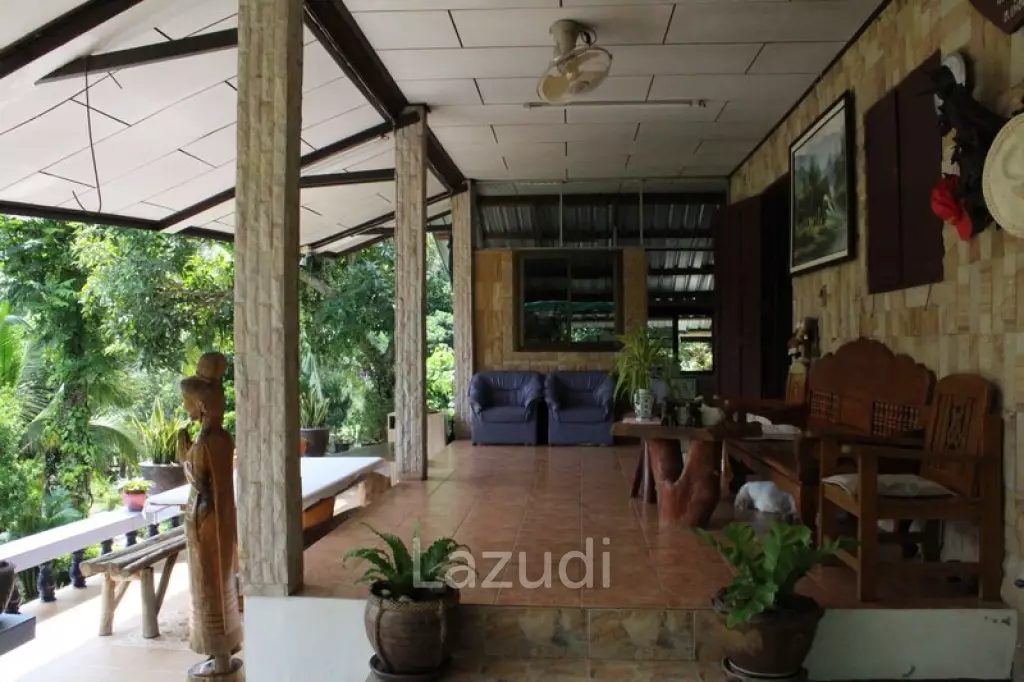 Beautiful Garden House 2 km. from Mae Fah Luang University