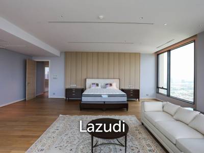 3 Bed 4 Bath 347 SQ.M Sindhorn Residence
