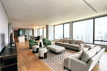 3 Bed 4 Bath 347 SQ.M Sindhorn Residence