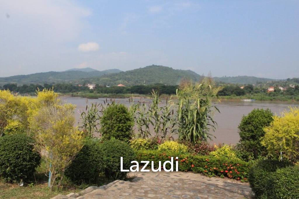 Plot of Land Near the Port for Sale