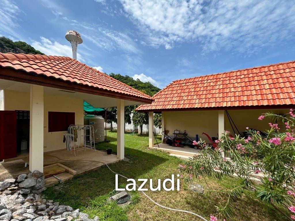 Standalone 3 Bedroom Villa in Kao Tao on 2 Rai Land Plot