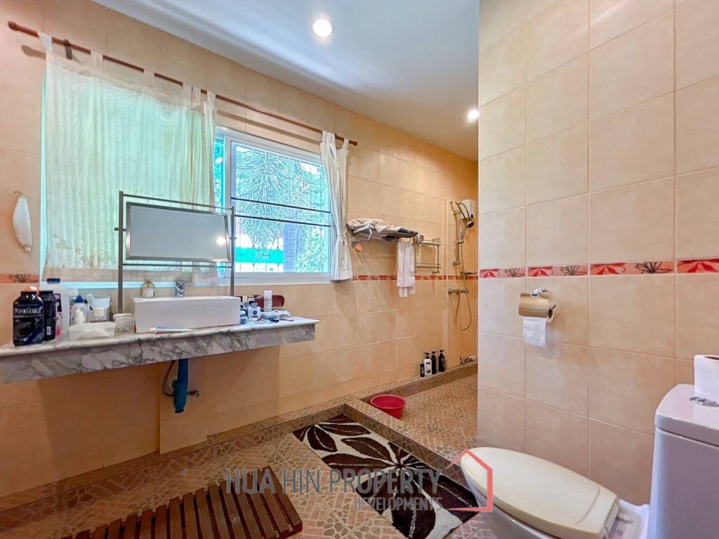 Standalone 3 Bedroom Villa in Kao Tao on 2 Rai Land Plot