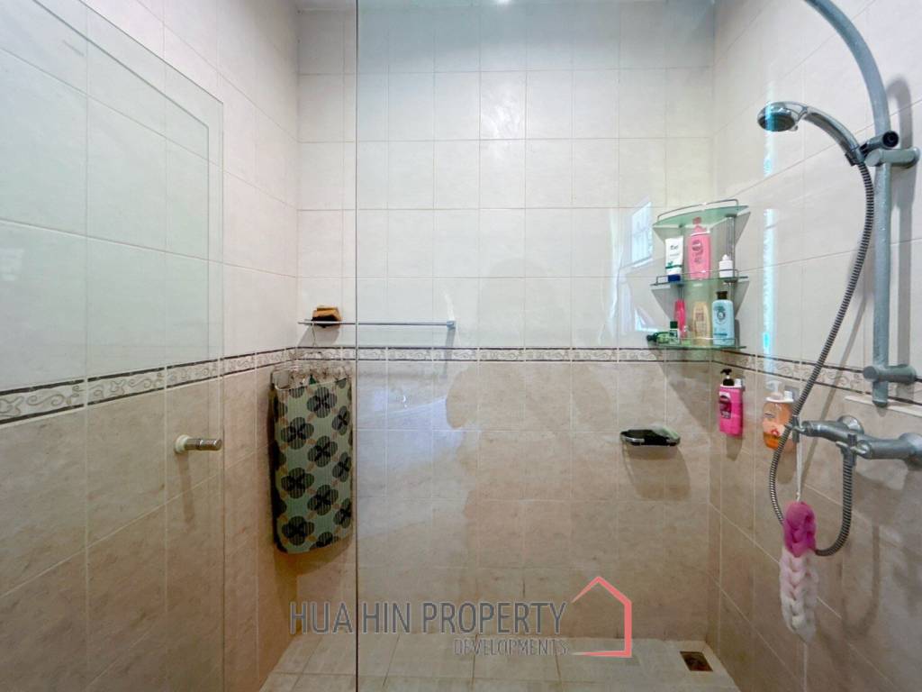 Standalone 3 Bedroom Villa in Kao Tao on 2 Rai Land Plot