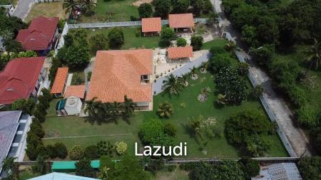 Standalone 3 Bedroom Villa in Kao Tao on 2 Rai Land Plot