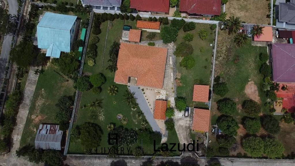 Standalone 3 Bedroom Villa in Kao Tao on 2 Rai Land Plot