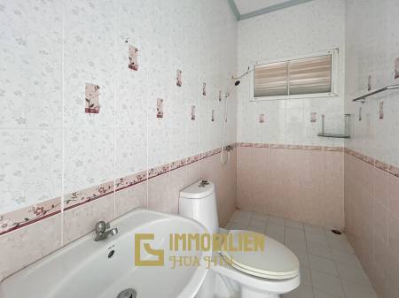 594 metro cuadrado 4 ` 4 Baño Villa de Venta