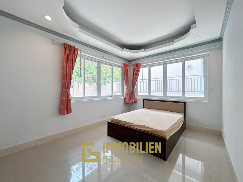 Hua Hin Horizon : 4 Bed 4 Bath Villa On Soi 88