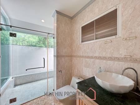 Hua Hin Horizon : 4 Bed 4 Bath Villa On Soi 88