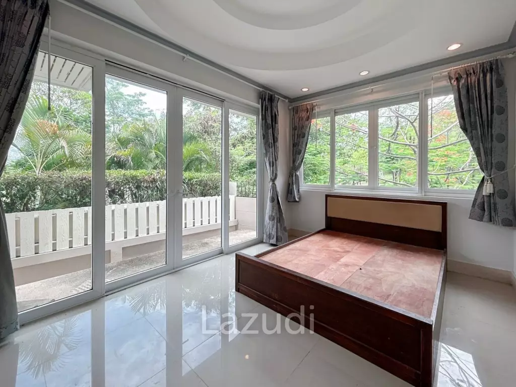 Hua Hin Horizon : 4 Bed 4 Bath Villa On Soi 88