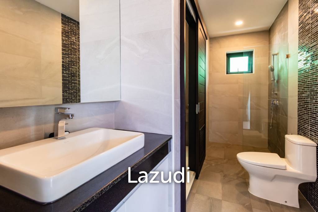 210 sqm pool villa in Emerald Valley Hua Hin 2, Thap Tai - Type C