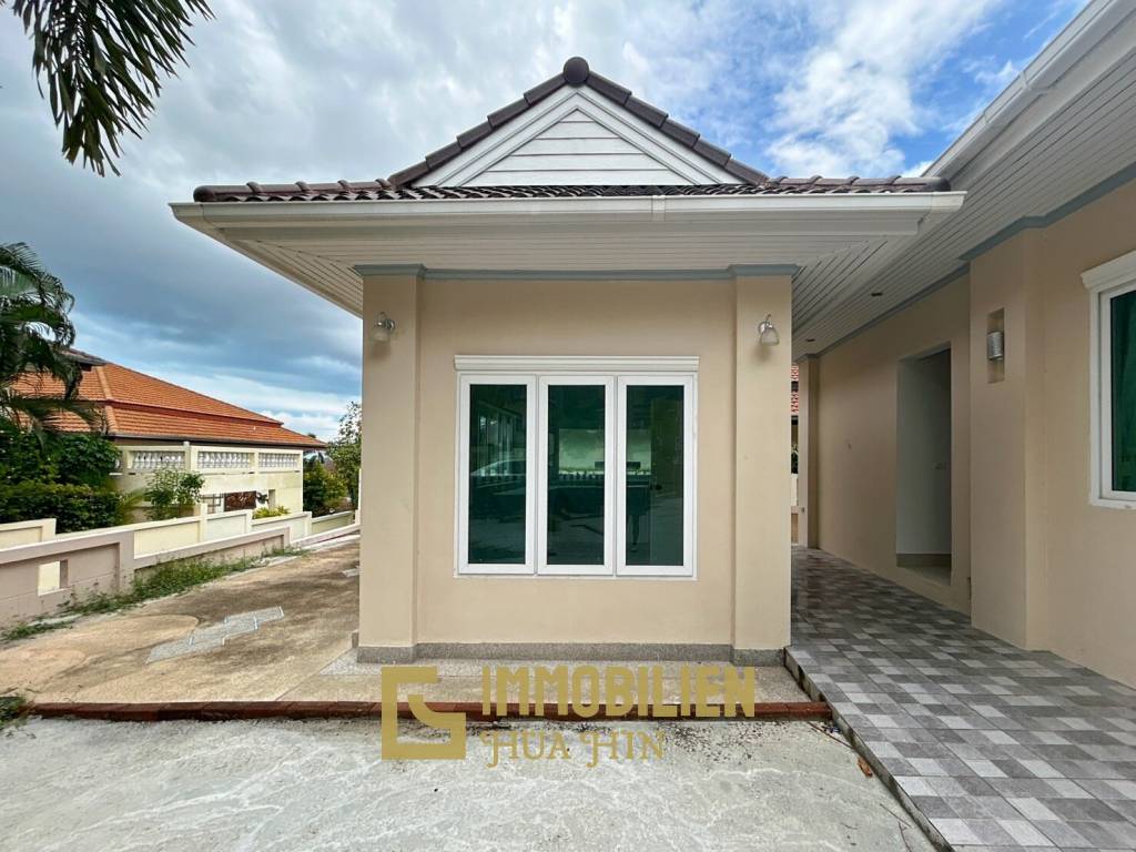 Hua Hin Horizon : 4 Bed 4 Bath Villa On Soi 88