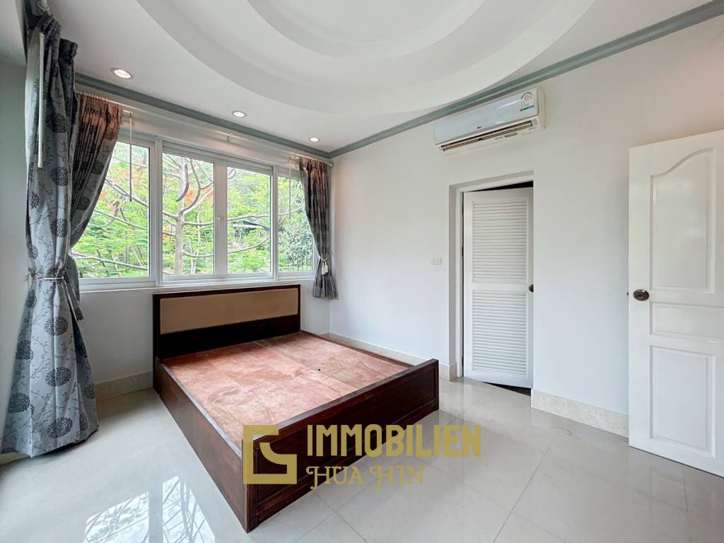 Hua Hin Horizon : 4 Bed 4 Bath Villa On Soi 88