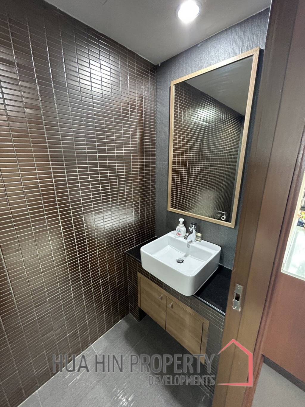 Baan Chaan Talay : Luxury 3 Bedroom Condo