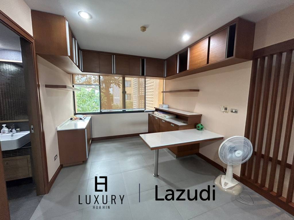 Baan Chaan Talay : Luxury 3 Bedroom Condo