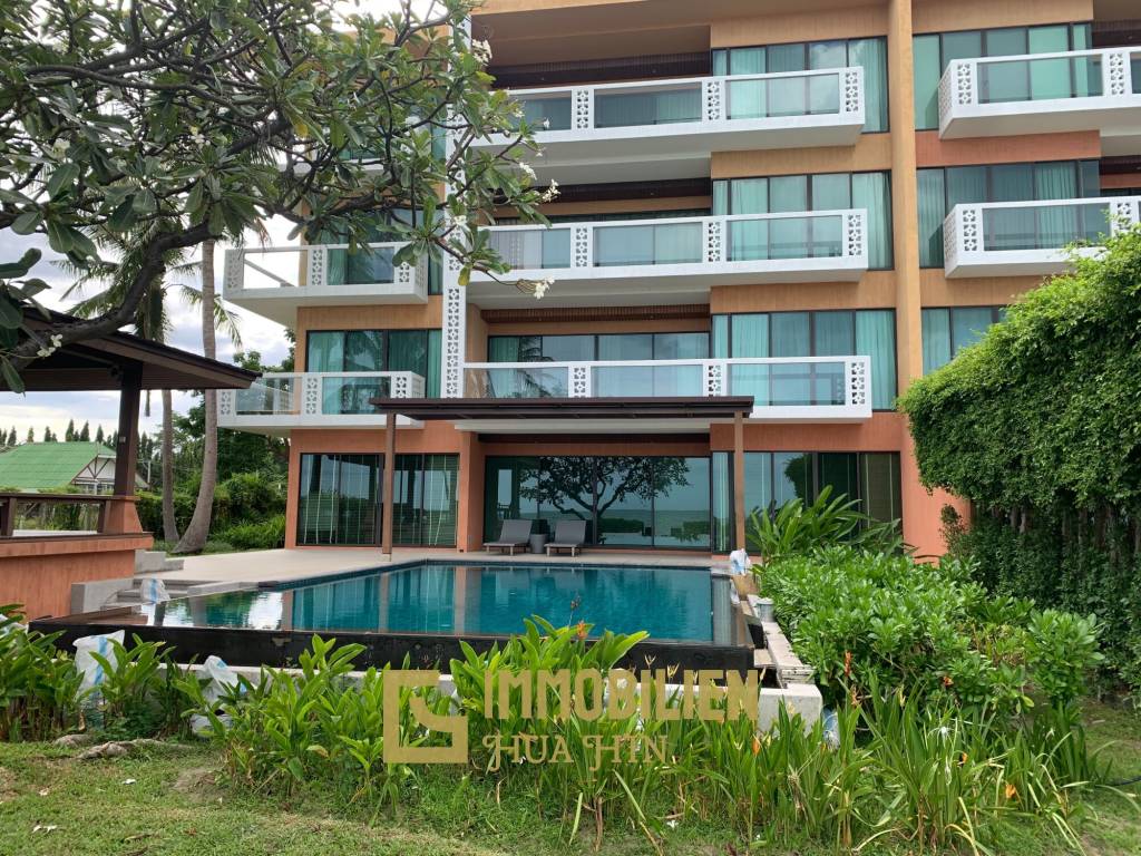 220 metro cuadrado 3 ` 2 Baño Condominio de Venta