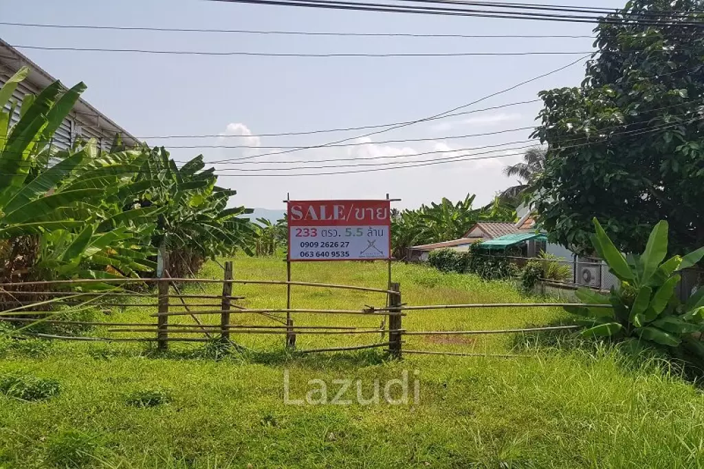 Good location Land close to intersection