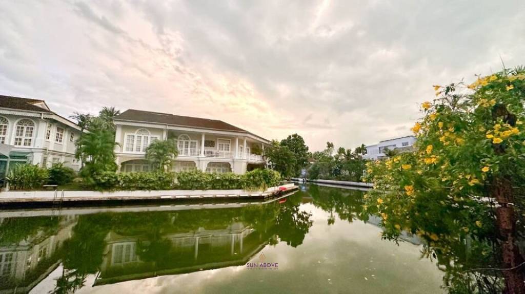 Beautiful 3-Bedroom House For Rent At Phuket Boat Lagoon Marina