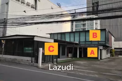 Luxury Two-Story Restaurant Bar Near Phromphong BTS
