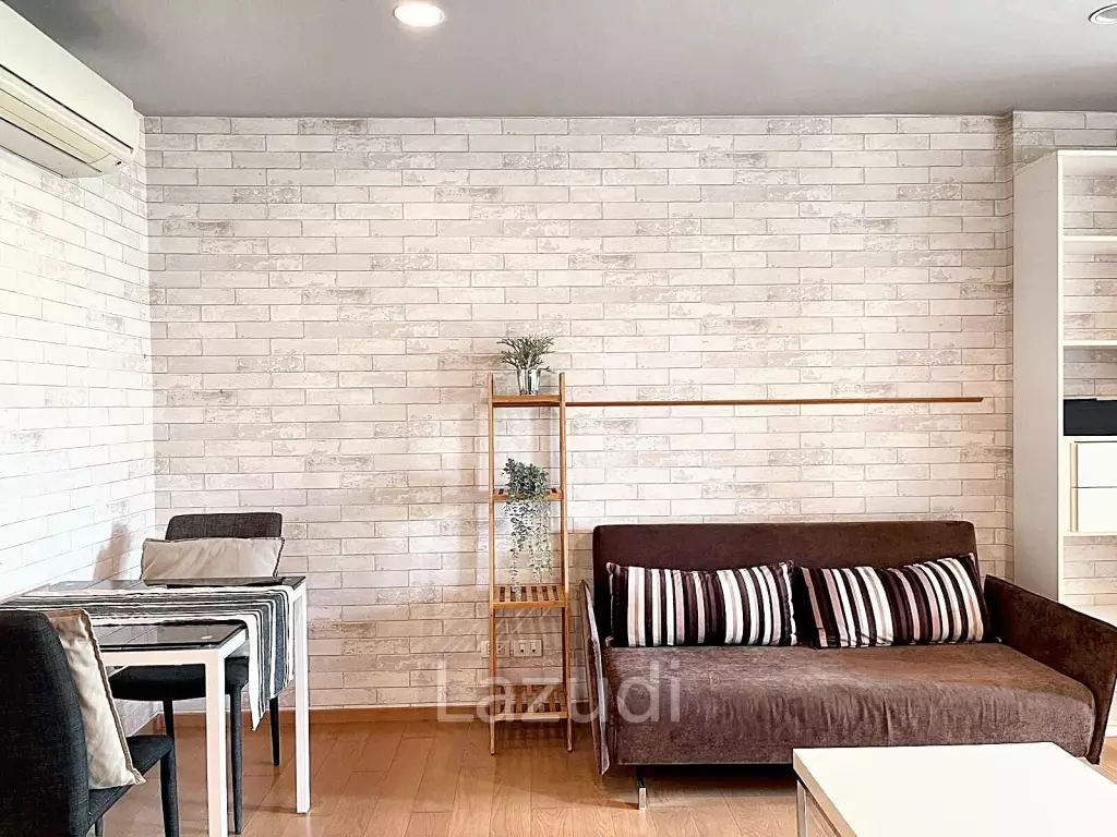 1 Bedroom 1 Bathroom 40 SQ.M Hive Sukhumvit 65
